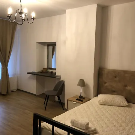 Poet Pastior Hotel 3*