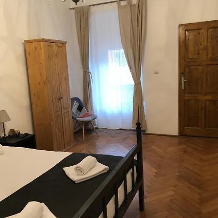 Hotel Poet Pastior 3*
